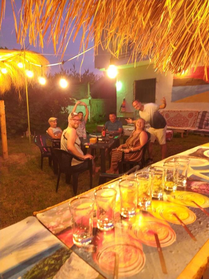 Pinegroove Hostel Vlora Экстерьер фото