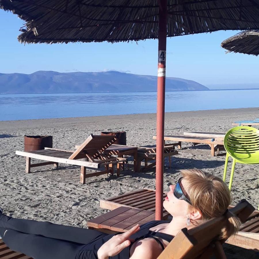 Pinegroove Hostel Vlora Экстерьер фото