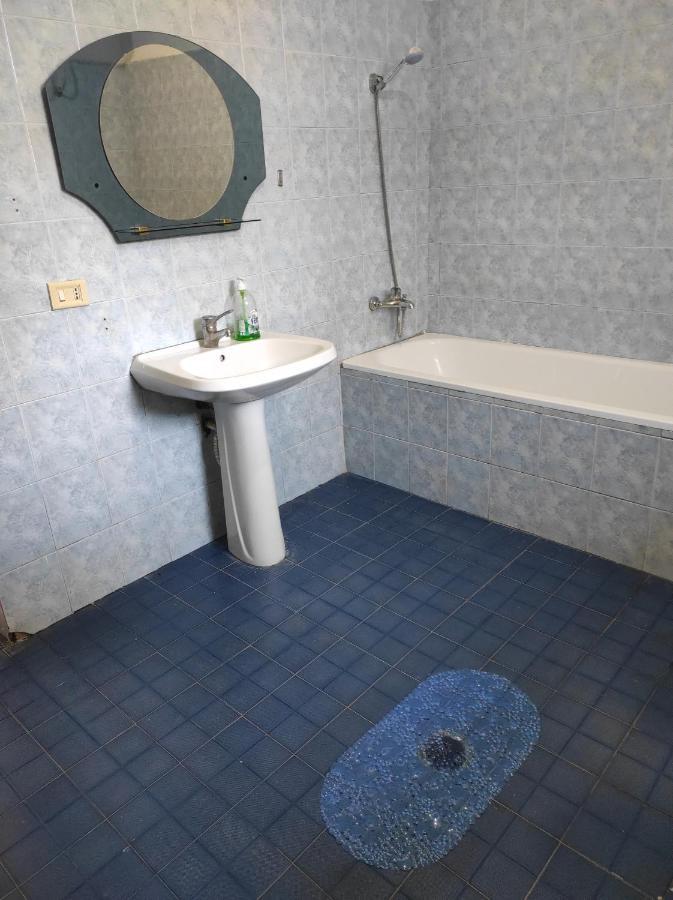 Pinegroove Hostel Vlora Экстерьер фото